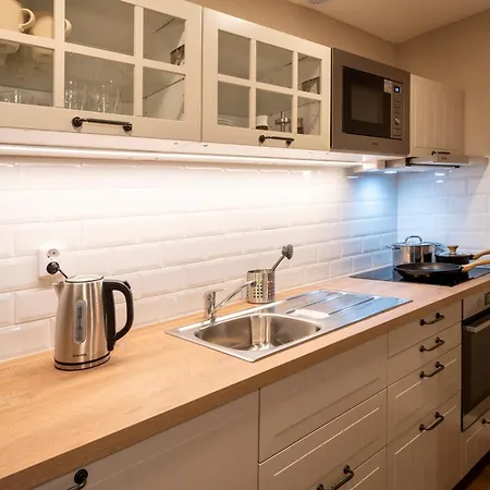 Downtown - Zborovska Apartmanhotel Prága