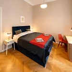 Aparthotel Downtown - Zborovska Prague