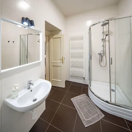 شقة فندقية Zborovska براغ