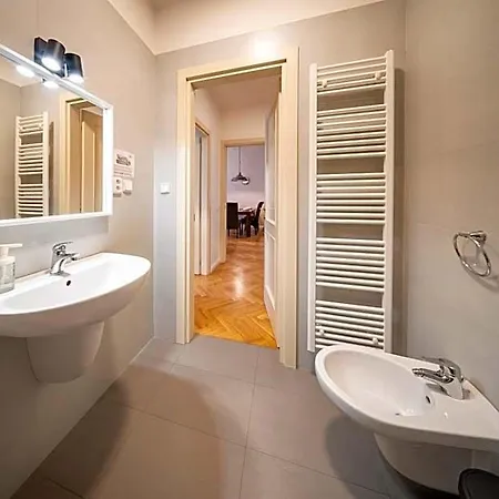 Aparthotel Downtown - Zborovska