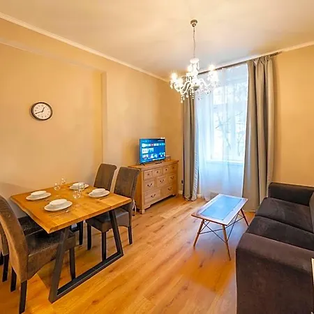 Aparthotel Downtown - Zborovska Prague