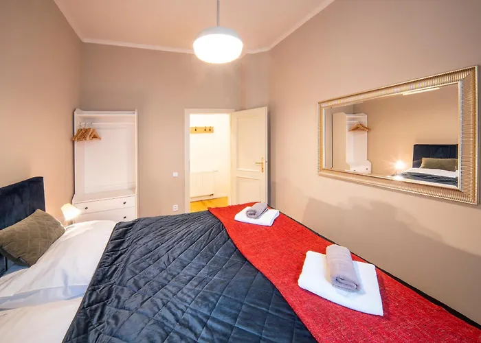 Lejlighedshotel Downtown - Zborovska 4*